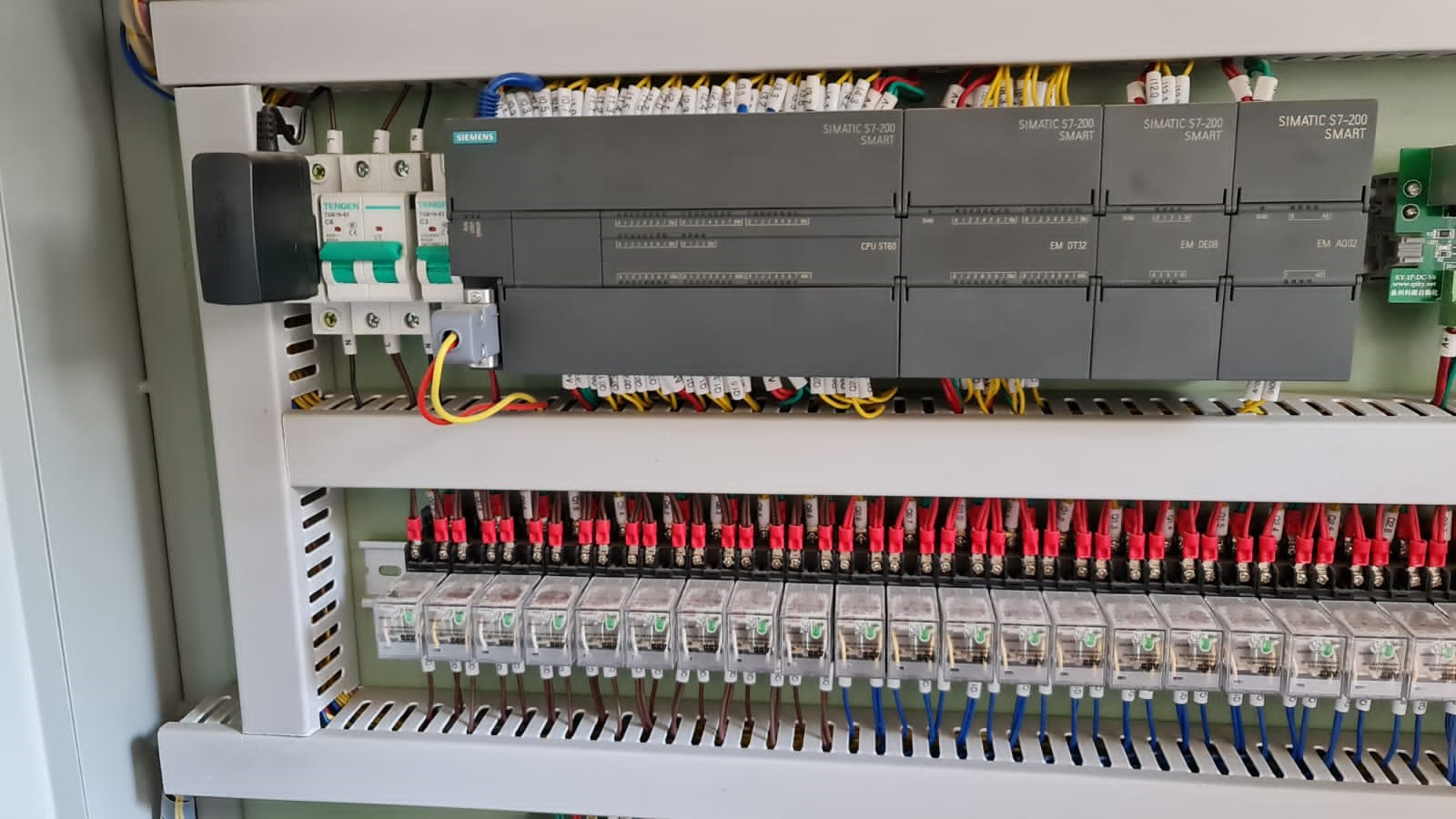 W.E.E.S 2 (1) W.E.E.S 2 (1)